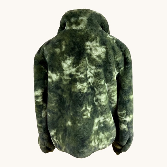 Guess Faux Fur Jacket Camo Khaki Green (L) - Picture 5 of 9